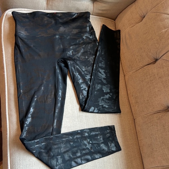 Like new Spanx pleather camo leggings - Picture 2 of 8